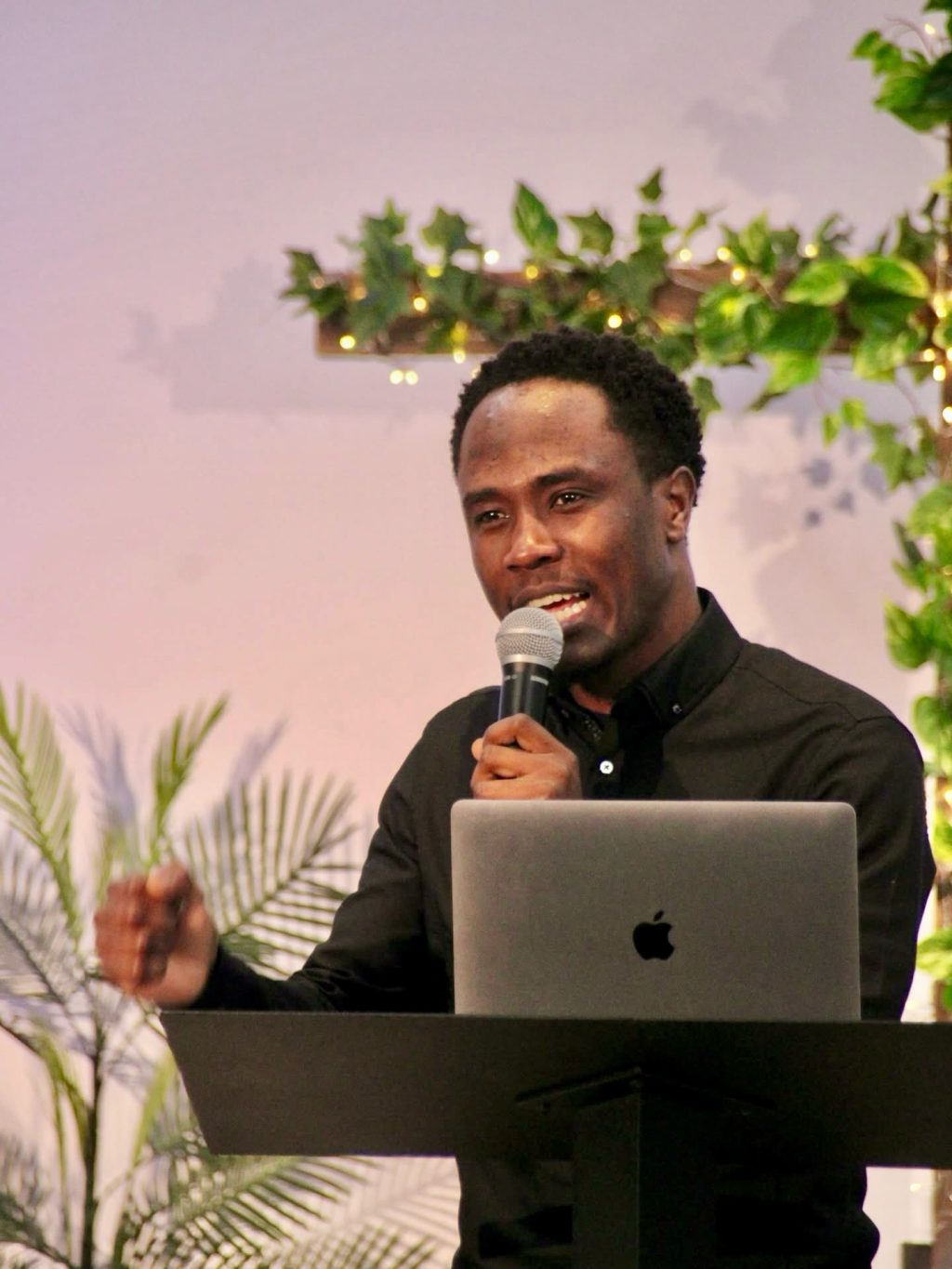 Instagram post from gatewaylifechurch. This post is in position 0.